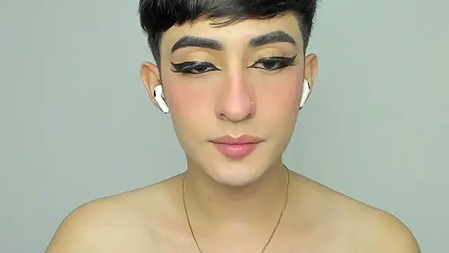 Snapshot of HotStar_yes chatting on 01.30.25 HotStar yes online show from 01.30.25