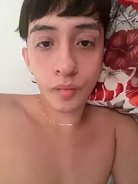 Snapshot of HotStar_yes chatting on 09.27.25 HotStar yes online show from 09.27.25