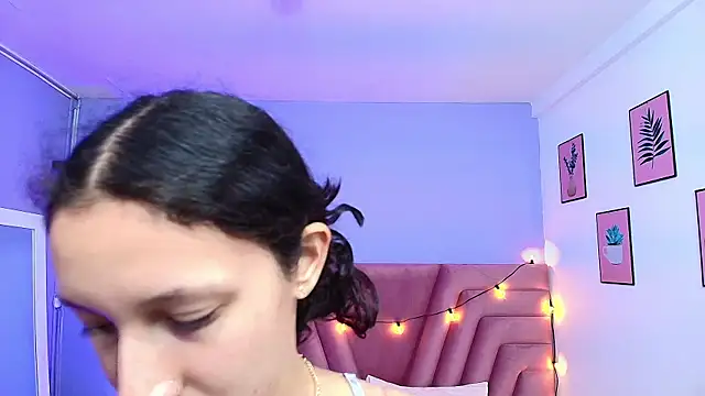 Beautifulskinny18 online show from 02.07.25