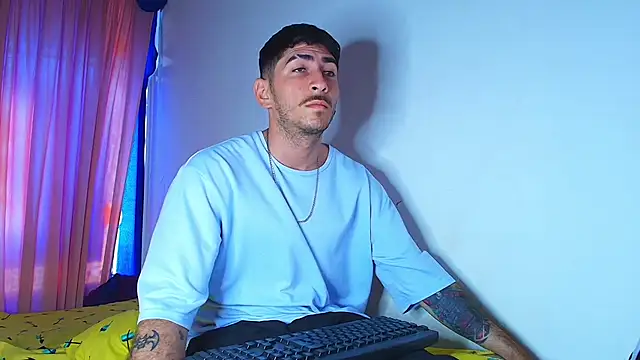 Thomass00 online show from 03.16.25