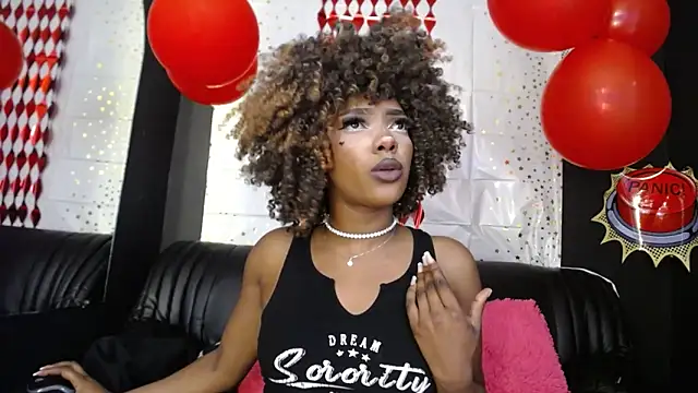 Snapshot of TIFFANYYSTAR chatting on 01.25.25 TIFFANYYSTAR online show from 01.25.25