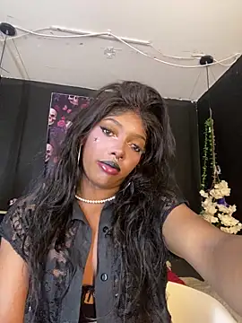 Snapshot of TIFFANYYSTAR chatting on 09.09.25 TIFFANYYSTAR online show from 09.09.25