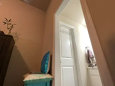 Snapshot of wynterheat chatting on 11.15.25 wynterheat online show from 11.15.25