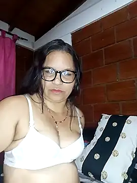 Snapshot of Sikiu_40 chatting on 02.04.25 Sikiu 40 online show from 02.04.25