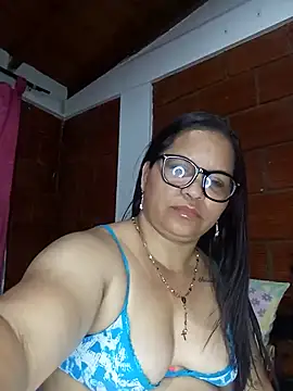 Snapshot of Sikiu_40 chatting on 02.17.25 Sikiu 40 online show from 02.17.25