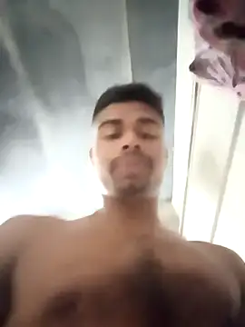 Snapshot of 900irani chatting on 12.15.25 900irani online show from 12.15.25