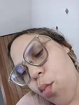 Emma-evans online show from 03.10.26