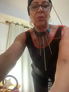 lolavalecuatro online show from 01.19.25