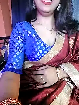 Snapshot of hot_Oliviaa chatting on 02.01.25 hot Oliviaa online show from 02.01.25