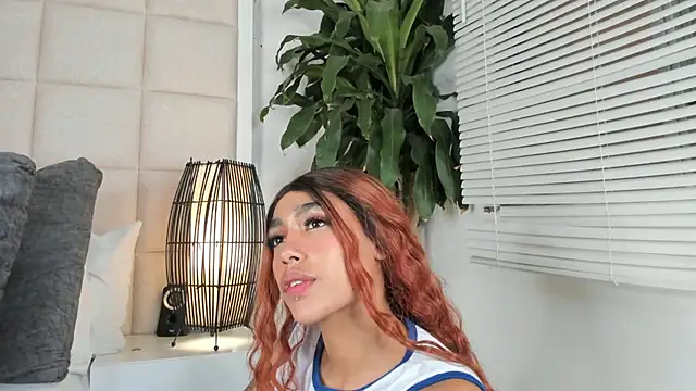 Nia Bunny online show from 01.14.25