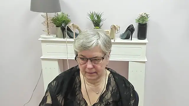 IrisDream online show from 02.04.26