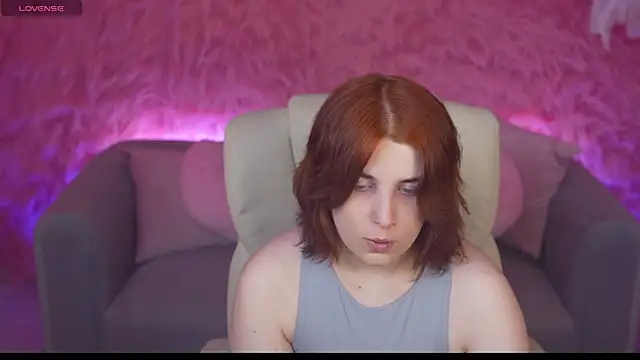 FoxyRayy online show from 04.25.26