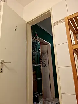 Snapshot of Josephine_LIVE chatting on 11.04.25 Josephine LIVE online show from 11.04.25