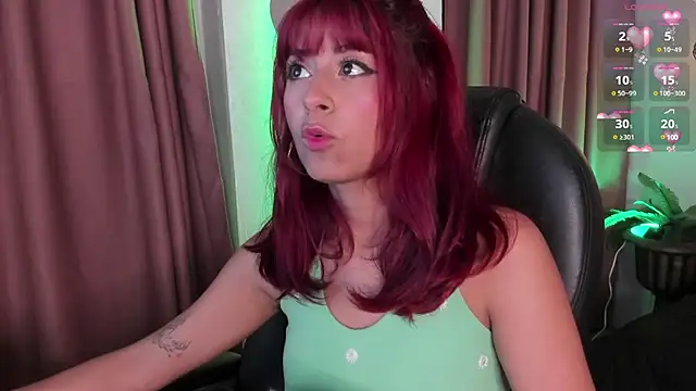 Snapshot of cloe__palmer chatting on 03.17.25 cloe palmer online show from 03.17.25