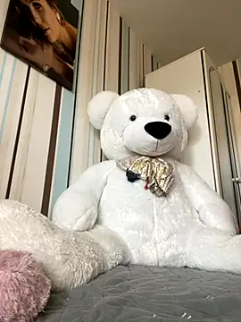 Liya my online show from 10.18.25