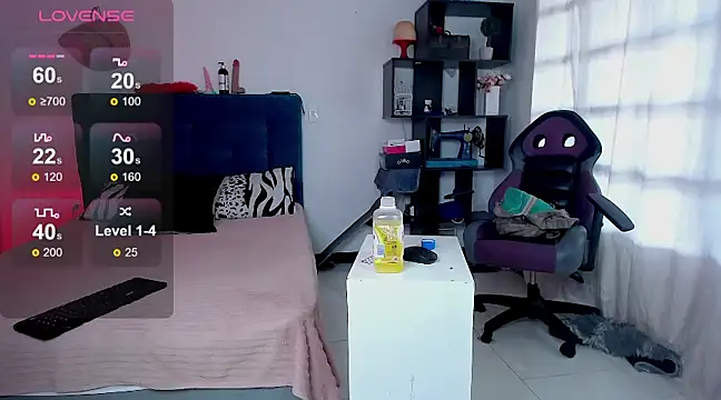 Snapshot of diabla_sexyboobs chatting on 02.19.25 diabla sexyboobs online show from 02.19.25