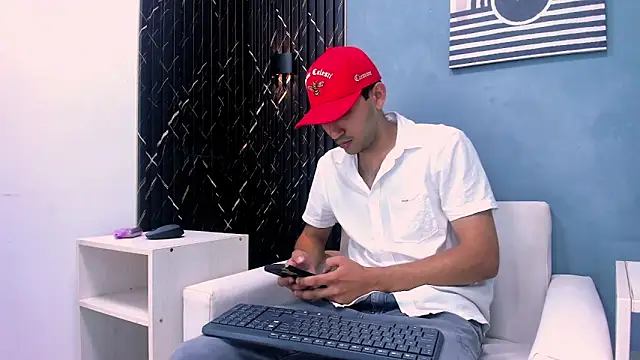 Snapshot of Liam_crox chatting on 01.20.25 Liam crox online show from 01.20.25