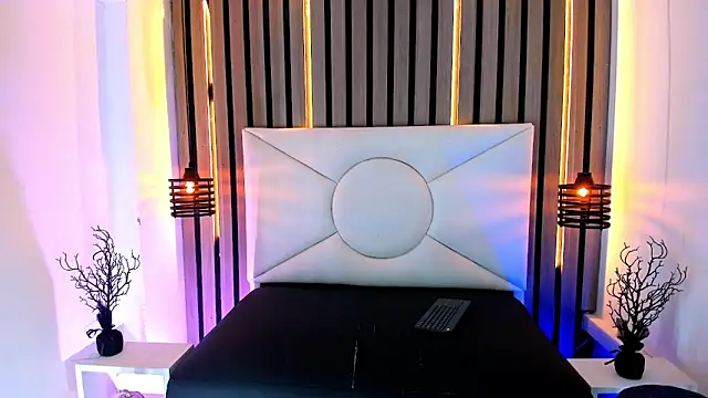 Snapshot of Liam_crox chatting on 02.27.25 Liam crox online show from 02.27.25