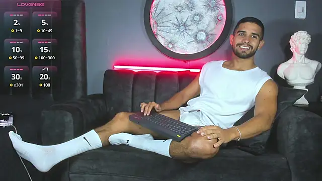 khriss brown online show from 02.03.25