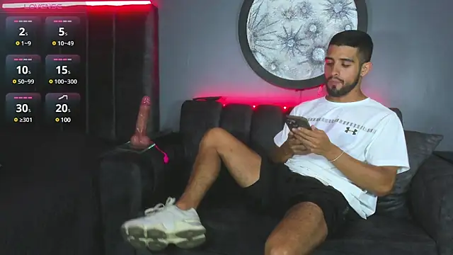 khriss brown online show from 03.05.25