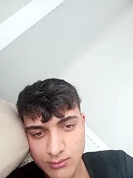 Snapshot of boy_3835 chatting on 03.12.25 boy 3835 online show from 03.12.25