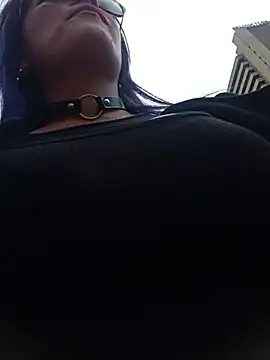 Snapshot of sophie_banger chatting on 09.18.25 sophie banger online show from 09.18.25