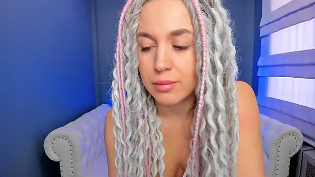 rock n roxy online show from 02.14.25