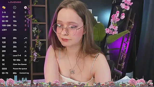 Snapshot of CassieCool chatting on 01.11.25 CassieCool online show from 01.11.25