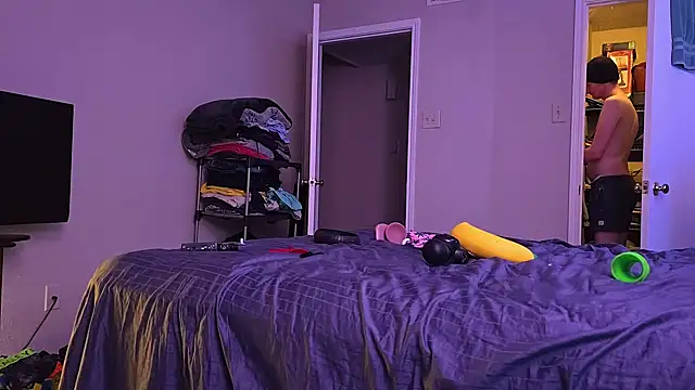 Snapshot of big8dall chatting on 12.20.25 big8dall online show from 12.20.25