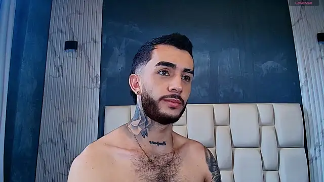 Snapshot of Marcelo_ruiz_ chatting on 05.11.26 Marcelo ruiz online show from 05.11.26
