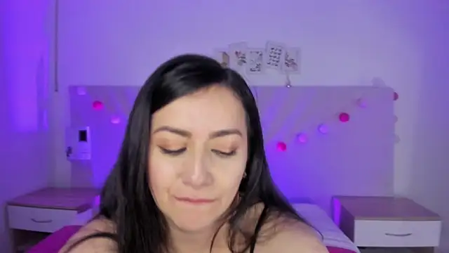 Kimkalifa  online show from 02.07.25