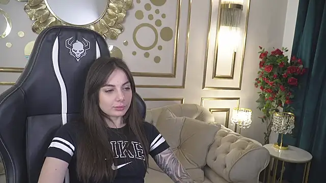 Snapshot of Alisa054 chatting on 01.29.25 Alisa054 online show from 01.29.25