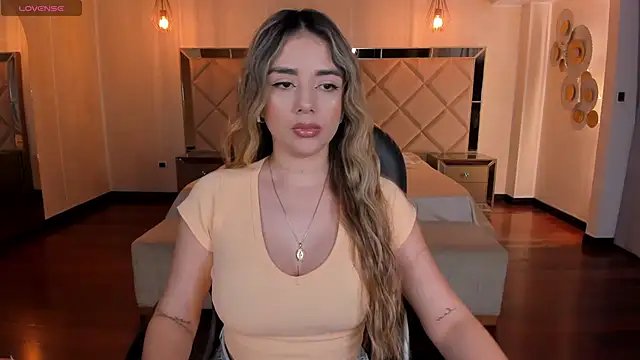 ChloePreston  online show from 01.19.25