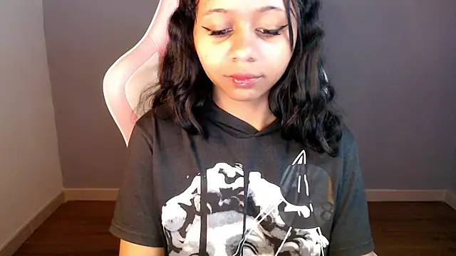 Natasha mh2 online show from 01.25.25