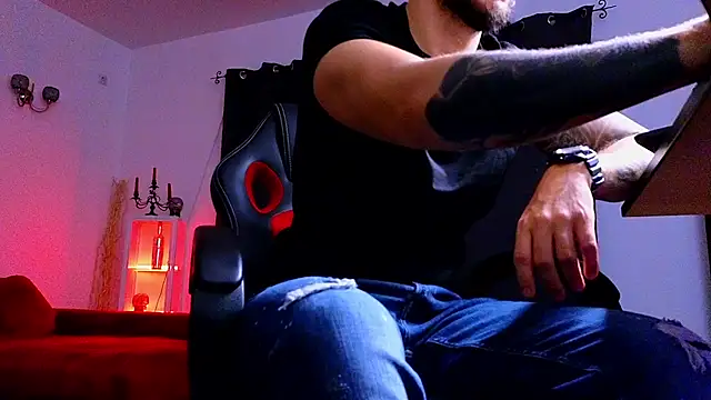 MightyAaron66 online show from 09.12.25