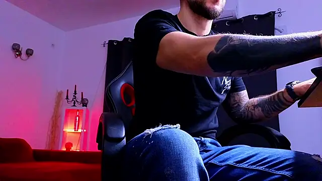 MightyAaron66 online show from 09.30.25