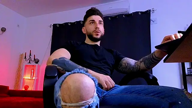MightyAaron66 online show from 04.19.26