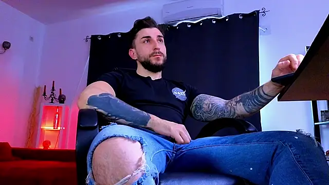 MightyAaron66 online show from 06.01.26