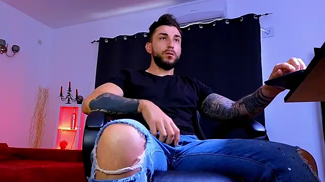 MightyAaron66 online show from 06.13.26