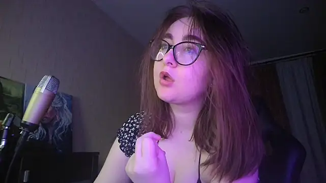 Snapshot of el_sweety chatting on 02.20.25 el sweety online show from 02.20.25