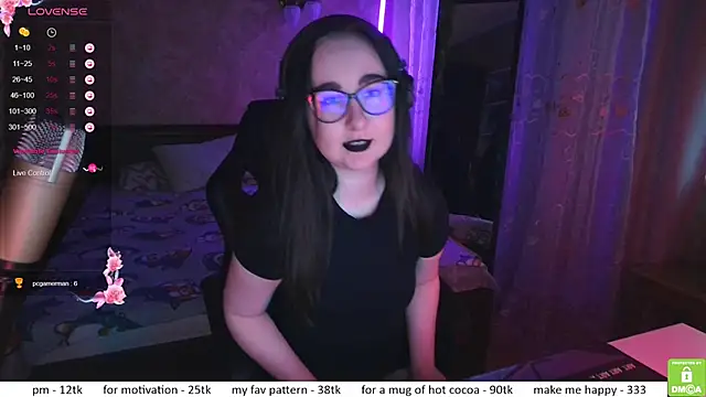 Snapshot of el_sweety chatting on 11.23.25 el sweety online show from 11.23.25