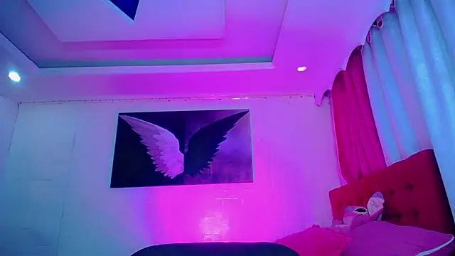 NahomiCamper online show from 11.24.25