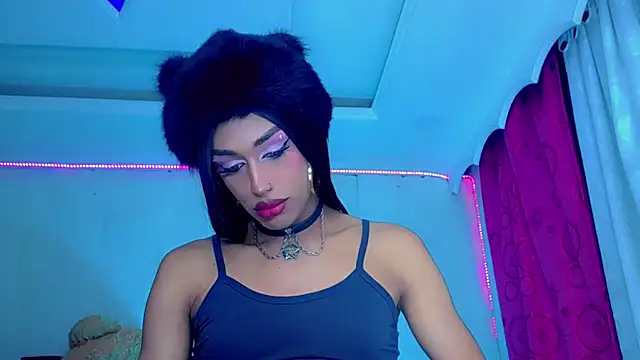 NahomiCamper online show from 04.25.26