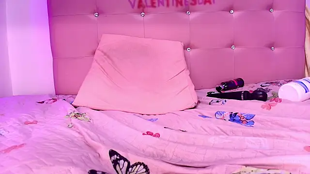 kata hazel online show from 02.03.25