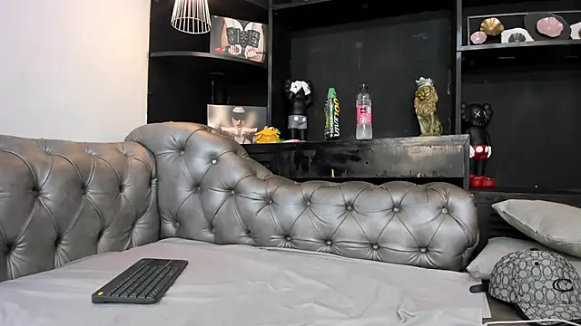 HeellBoy  online show from 11.19.25