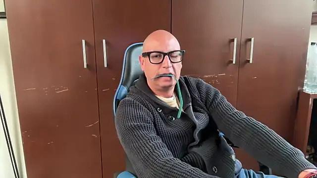 alanan881 online show from 12.05.25