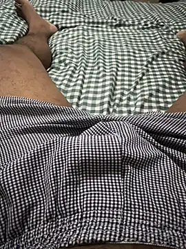 Snapshot of SL_PUSSY_EATER chatting on 01.07.25 SL PUSSY EATER online show from 01.07.25