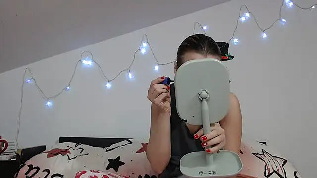 SweetMaddy888 online show from 01.12.25