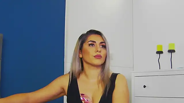 CelineMeyerr online show from 10.23.25