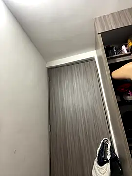 karla nill online show from 10.13.25